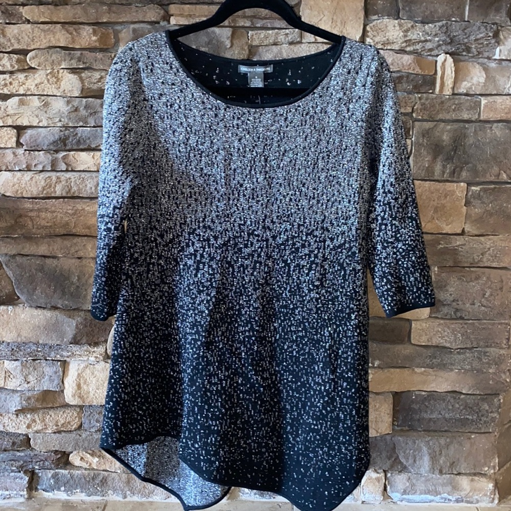 Chelsea & Theodore long women’s black and silver sparkly sweater size small